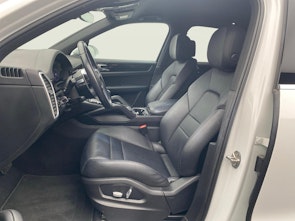 image du véhicule PORSCHE Cayenne 3.0 V6 E-Hybrid