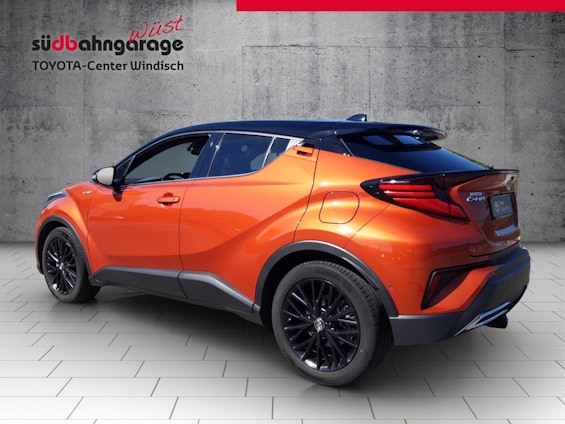 Vehicle image 11