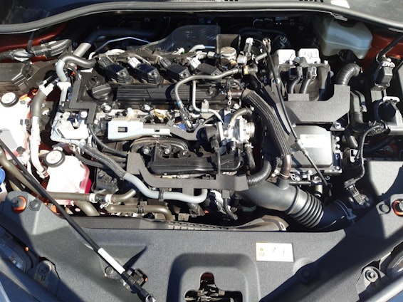 Vehicle image 15