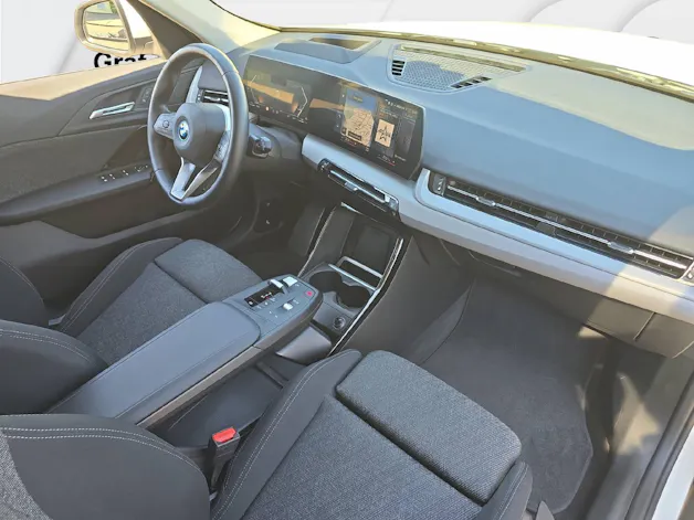 BMW X1 30e xDrive ** 24 Monate GARANTIE // 1'800 kg Anhängelast **