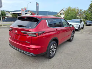 Mitsubishi Outlander 2.4 PHEV Invite 4x4
