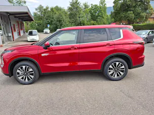 Mitsubishi Outlander 2.4 PHEV Invite 4x4