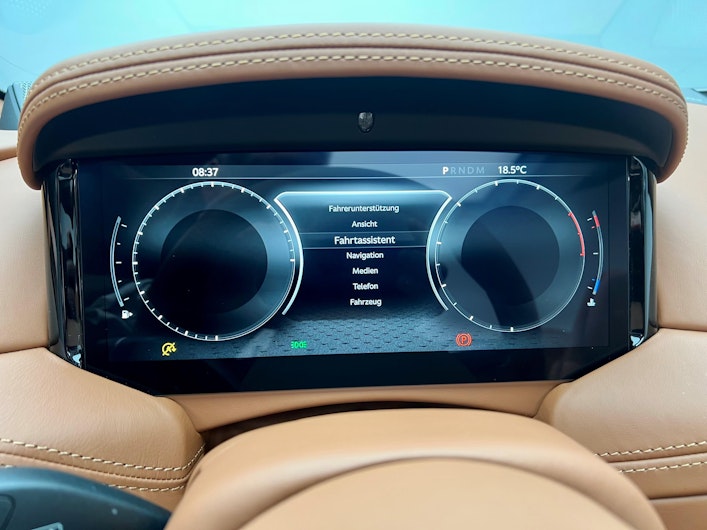 Vehicle image ASTON MARTIN DB12