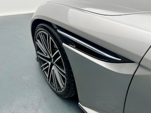 Vehicle image ASTON MARTIN DB12 Volante 4.0 V8 Bi-Turbo