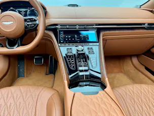 Aston Martin DB12 Volante 4.0 V8 Bi-Turbo
