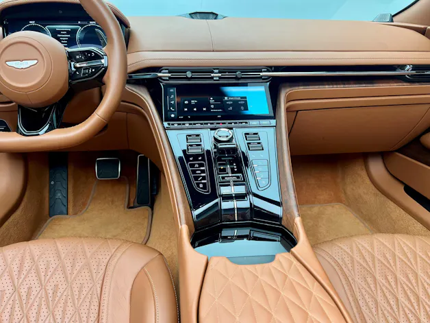 Aston Martin DB12 Volante 4.0 V8 Bi-Turbo