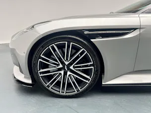 Aston Martin DB12 Volante 4.0 V8 Bi-Turbo