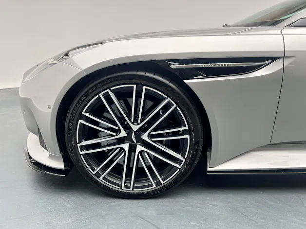 Aston Martin DB12 Volante 4.0 V8 Bi-Turbo