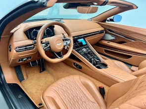 Vehicle image ASTON MARTIN DB12 Volante 4.0 V8 Bi-Turbo