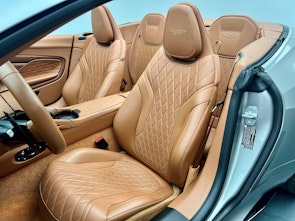 Vehicle image ASTON MARTIN DB12 Volante 4.0 V8 Bi-Turbo