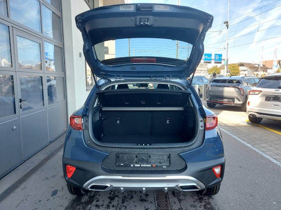 Vehicle image 2 Vehicle image 2