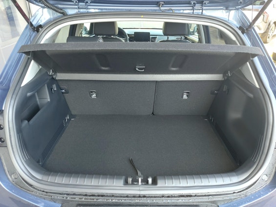 Vehicle image 23 Vehicle image 23