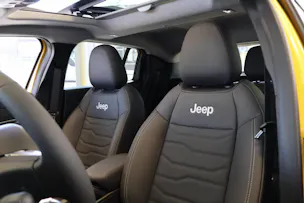 Jeep Avenger Summit