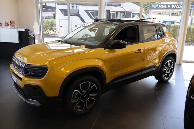 Jeep Avenger Summit