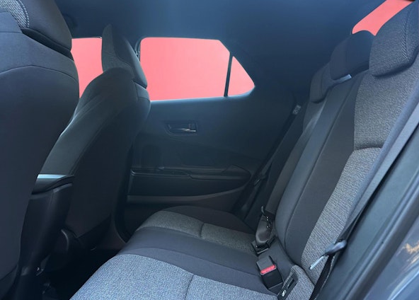 Vehicle image 6 Vehicle image 6