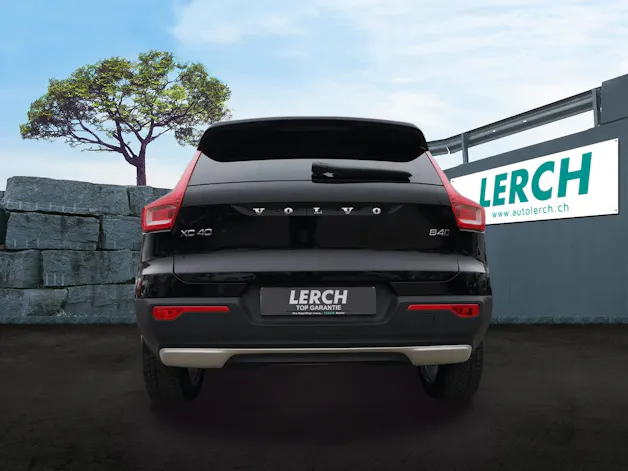 VOLVO XC40 B4 Benzin Mild Hybrid AWD Momentum Geartronic