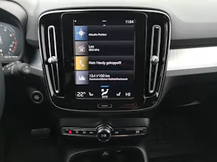 Volvo XC40 B4 Benzin Mild Hybrid AWD Momentum Geartronic