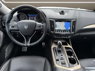 Maserati LEVANTE S 3.0 V6