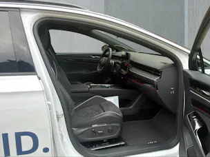 VW ID.7 Tourer Pro 77 kWh United