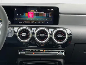 Mercedes-Benz A 45 AMG Performance-Sitze, AMG Driver`s Pachage, 4Matic+ Speedshift