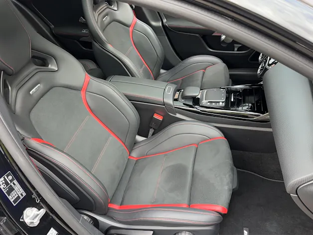 Mercedes-Benz A 45 AMG Performance-Sitze, AMG Driver`s Pachage, 4Matic+ Speedshift
