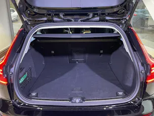 Volvo V60 B4 Diesel Mild Hybrid Momentum Geartronic
