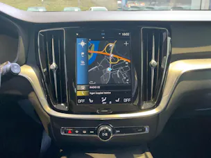 Volvo V60 B4 Diesel Mild Hybrid Momentum Geartronic