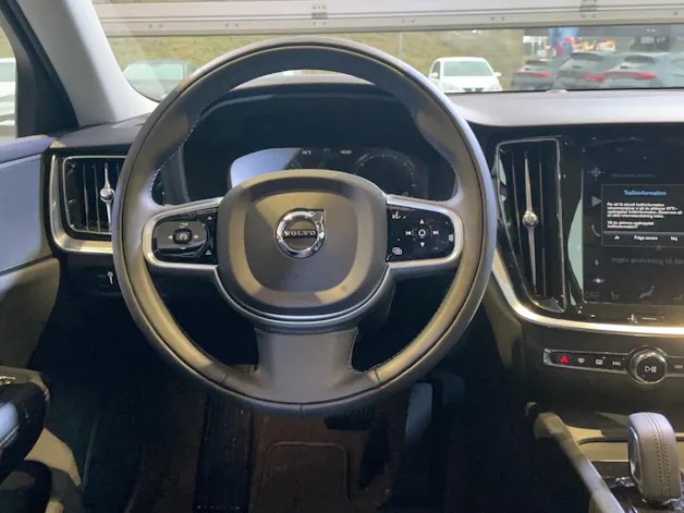 Volvo V60 B4 Diesel Mild Hybrid Momentum Geartronic