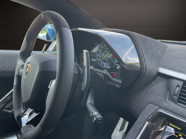 Lamborghini AVENTADOR LP780-4 E-Gear Cou