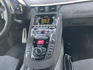 Lamborghini AVENTADOR LP780-4 E-Gear Cou