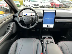 Ford Mustang MACH-E AWD 99 kWh