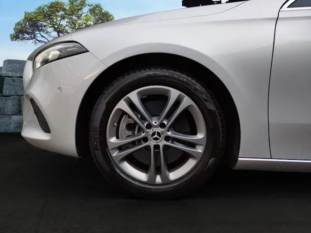Mercedes-Benz A 250 Progressive 7G-DCT