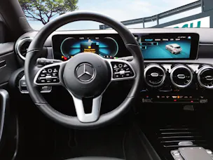 Mercedes-Benz A 250 Progressive 7G-DCT