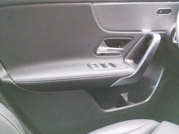 Mercedes-Benz A 250 Progressive 7G-DCT