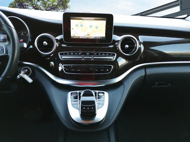 Mercedes-Benz V 250 d Avantgarde lang 4Matic 7G-Tronic