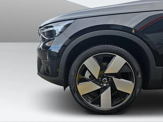 Volvo XC40 Recharge E80 82kWh Plus AWD