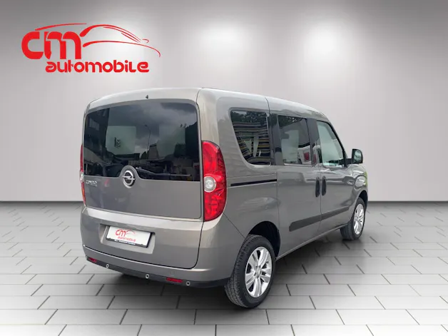 Opel Combo 1.4 Turbo Cosmo L1H1