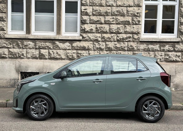 Vehicle image 5 Vehicle image 5