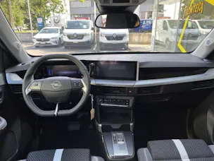 Opel Frontera 1.2 T HEV 145 GS