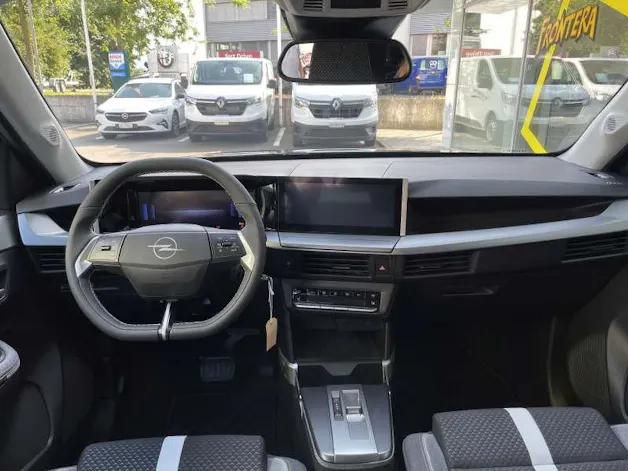 Opel Frontera 1.2 T HEV 145 GS