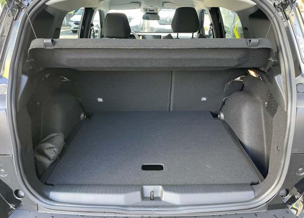 Vehicle image 14 Vehicle image 14