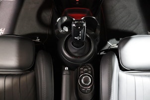 Vehicle image MINI Mini F55 2.0i Cooper S SDKG