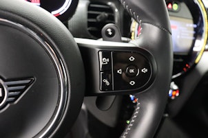 Vehicle image MINI Mini F55 2.0i Cooper S SDKG