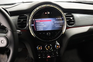 Vehicle image MINI Mini F55 2.0i Cooper S SDKG