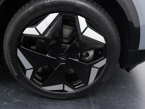 Vehicle image OPEL Grandland-e Ultimate AWD