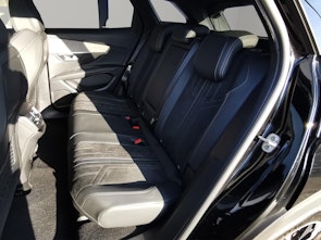 Vehicle image PEUGEOT 3008 1.5 BlueHDi GT Pack