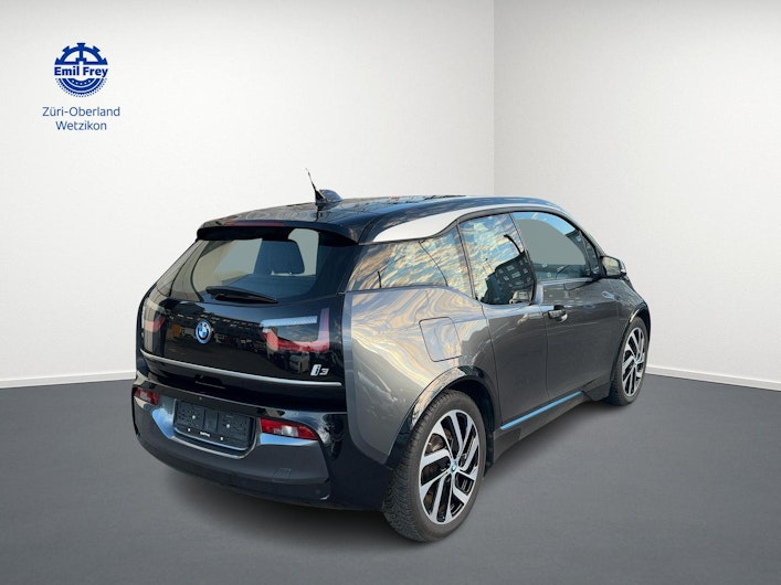 Vehicle image BMW i3