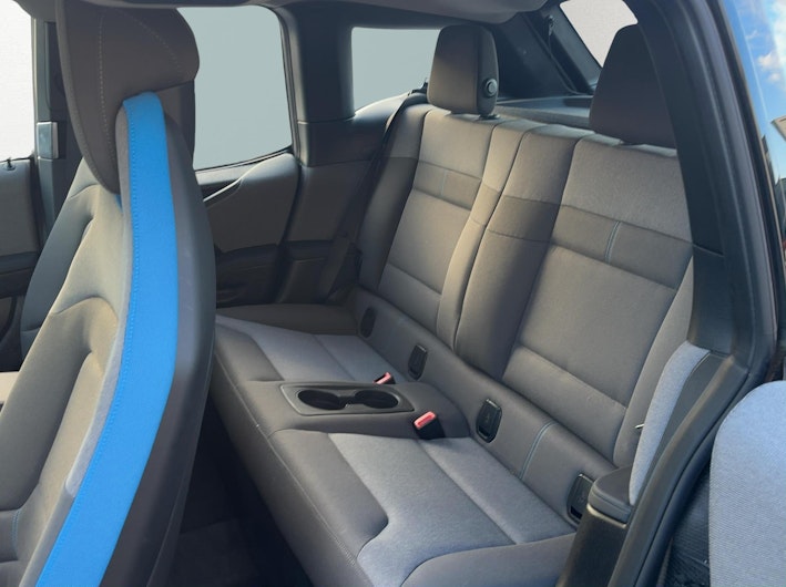 Vehicle image BMW i3