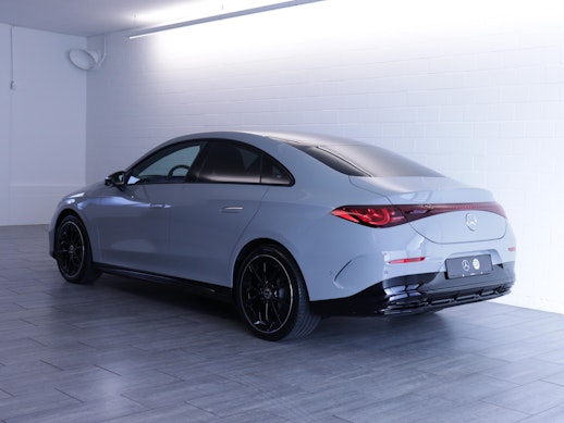 MERCEDES-BENZ CLA 350 AMG Line 4matic 3