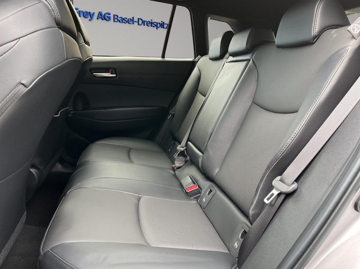 Vehicle image TOYOTA COROLLA CROSS